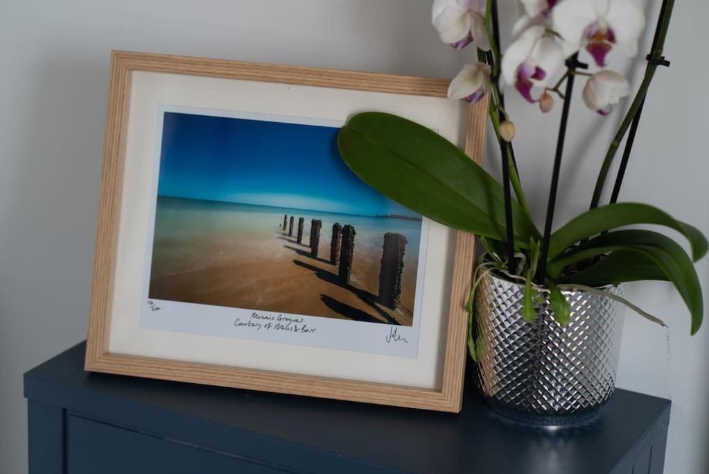 Stylish Beachfront Apartment, Sweeping Ocean Views And Luxury Touches Herne Bay Ngoại thất bức ảnh